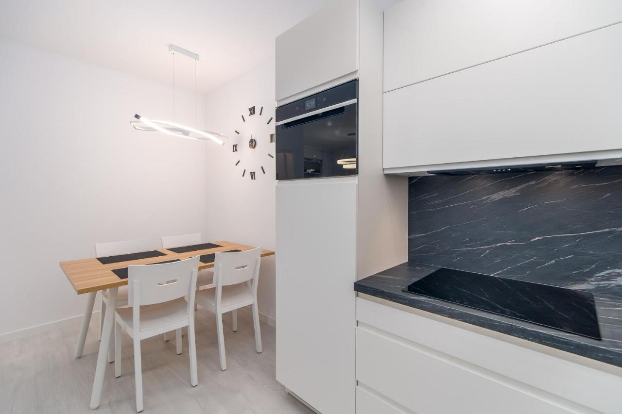 Faro Apartamenty Nadmorskie Tarasy Spa Przy Latarni I Molo Baseny, Sauny, Fitness I Parking W Cenie Колобжег Екстер'єр фото